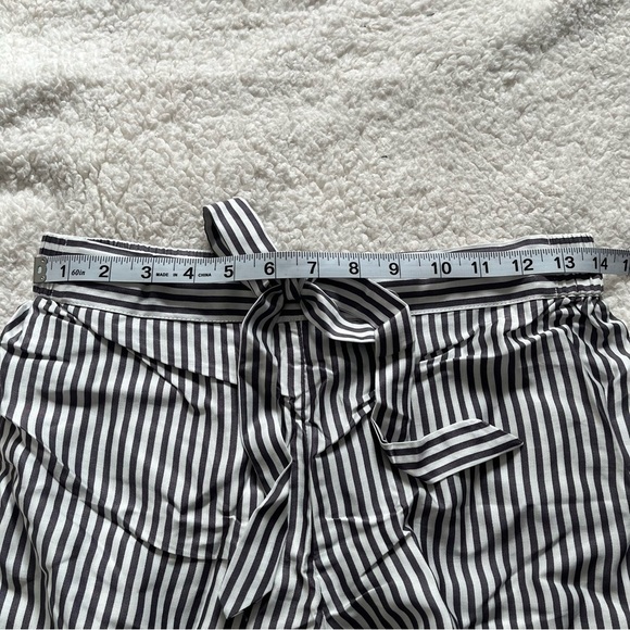 NWT Ettitude Bamboo Sateen Pajama Shorts in Gray /Slate Stripe Size Small - Picture 6 of 11